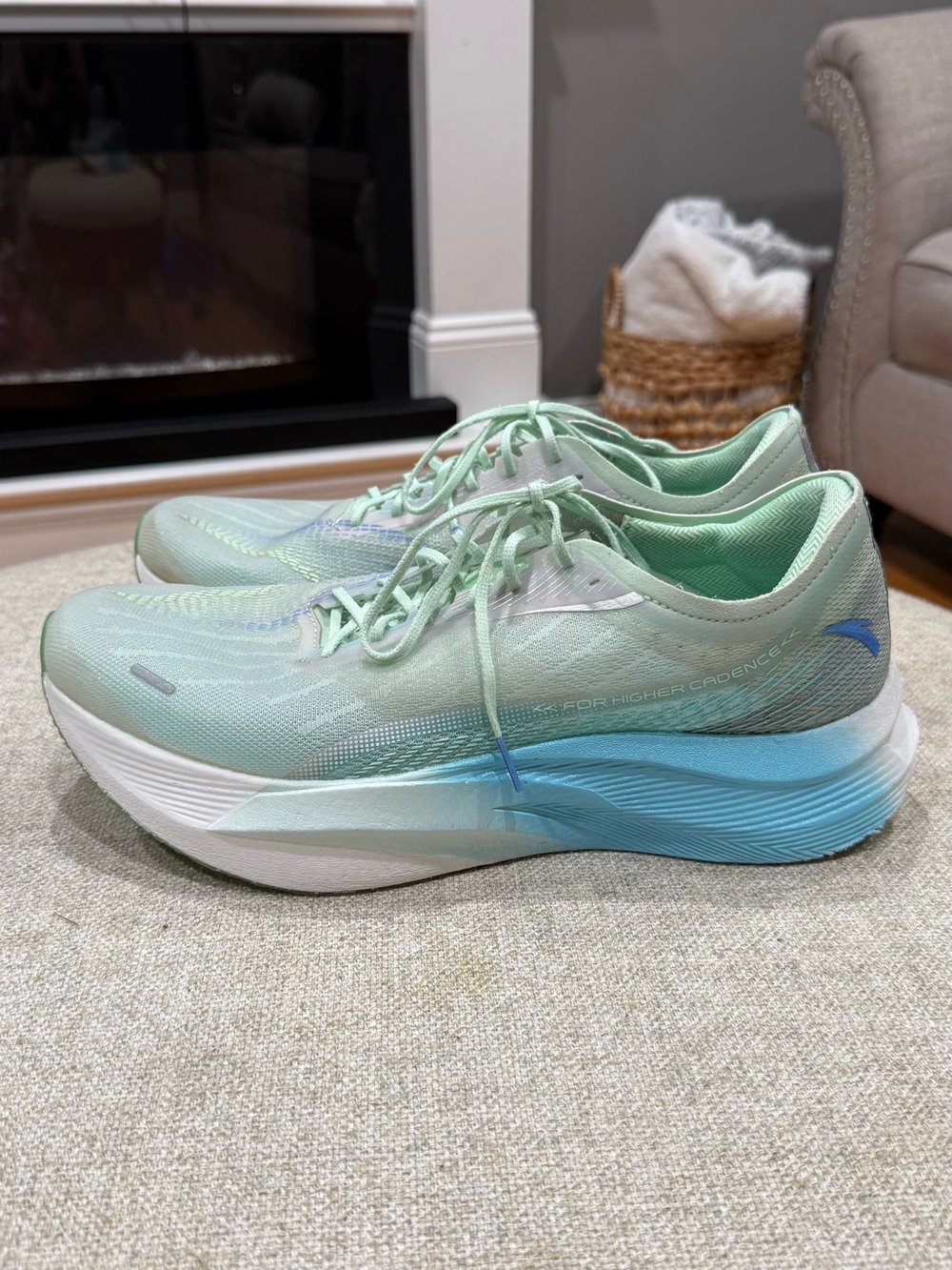 Anta C202 5 GT Men’s Running Shoes  size 11.5 - Picture 2 of 7